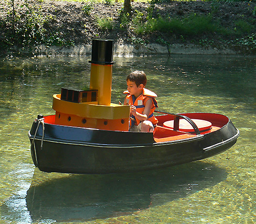 Navigation sur mini-bateaux, pour les (tous) petits et les grands